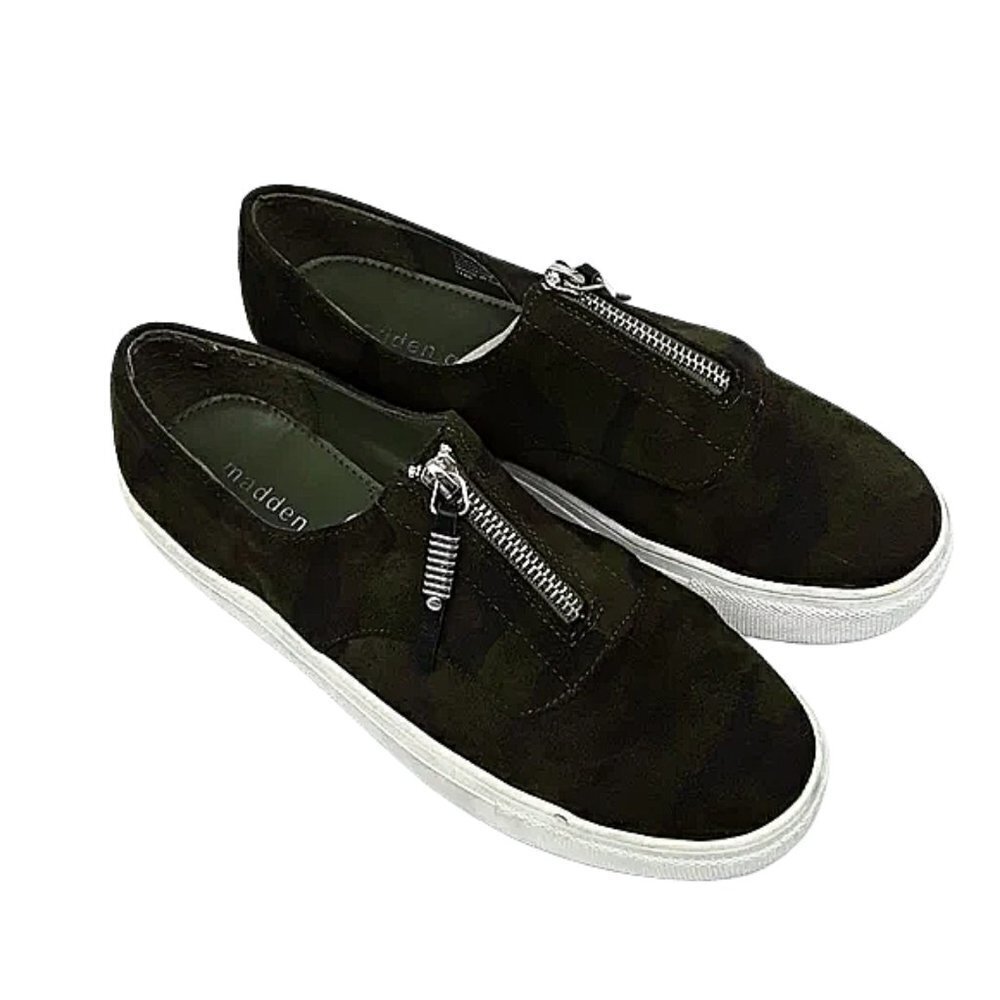 Madden GIRL Sneakers - Faux Suede Women's Camo Zipper Sneakers Size 7.5